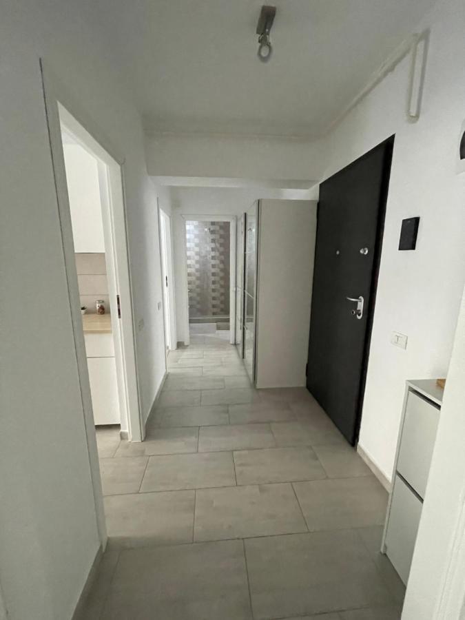 Pearl Luxury Apartment Near Presidential Palace Bucarest Exterior foto